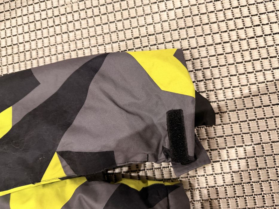 Лижний костюм  в гарному стані