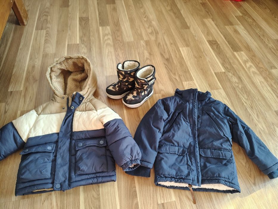 Продам зимові теплі, класні куртки та сапожки