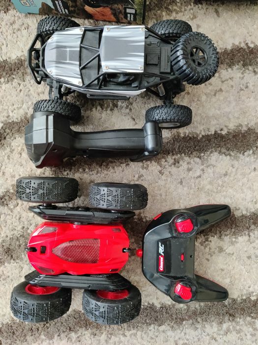 Zestaw 2 auta zdalnie sterowane off road car + samochód Carrera RC