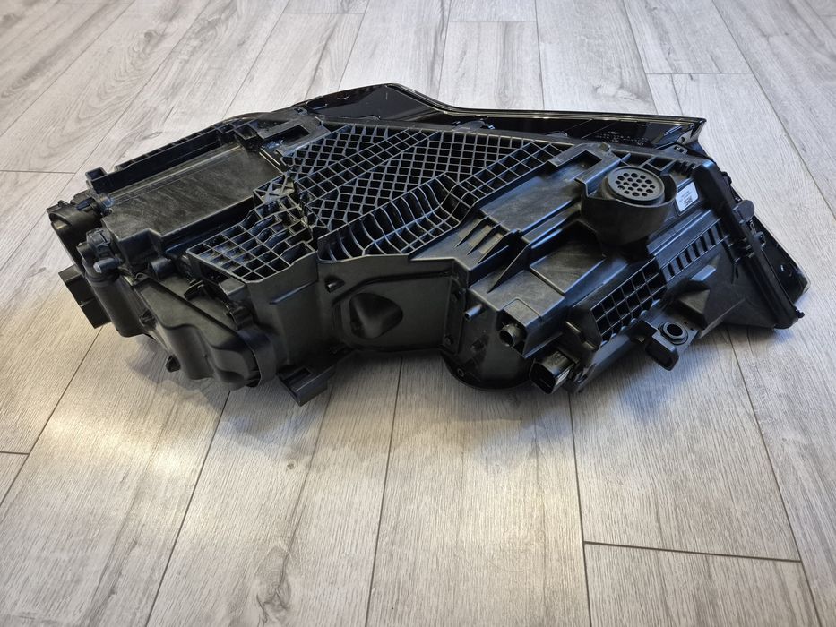 Фара права Audi Q7 4M 2021-2024 USA