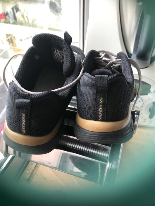 sapatilhas  sketchers caminhada preto 36
