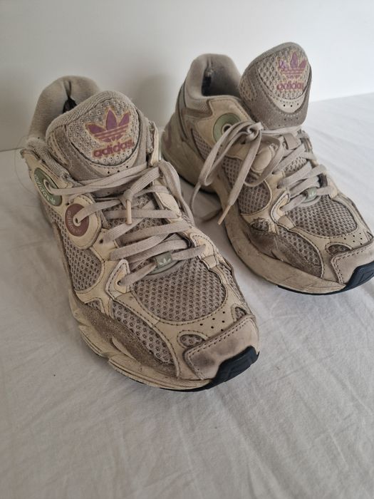 Adidas Astir Originais – Tamanho 40 2/3/3