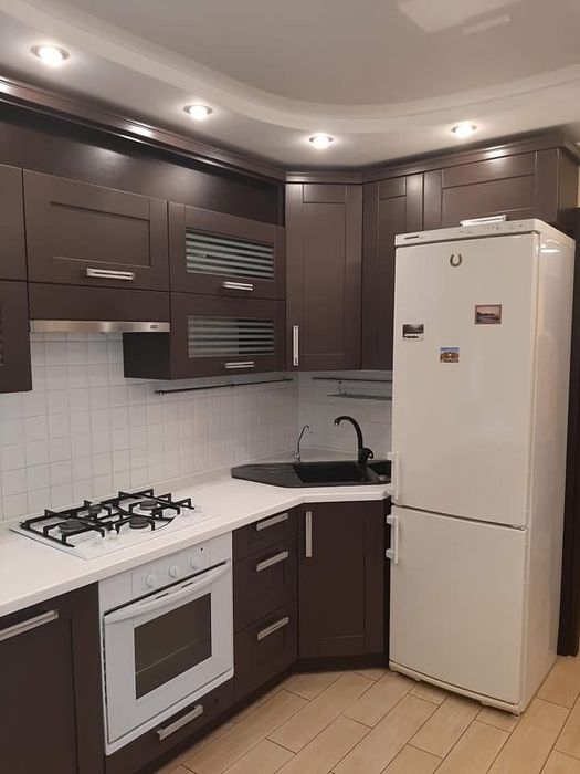 Продам 3к квартиру на Сергія Слісаренка