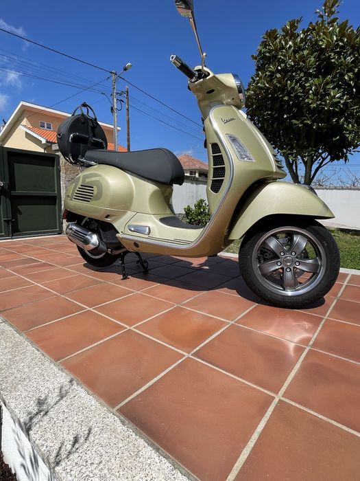 VESPA Gts 125 (75th aniversario)