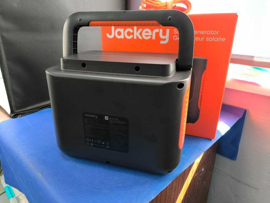 Зарядна станція Jackery Explorer 1000 V2 (1070 Вт*г) LiFePO4 станція