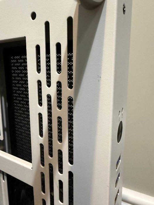 Корпус Thermaltake Core P3 White