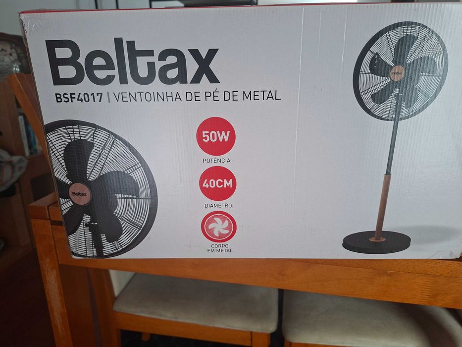 Ventilador de Pé