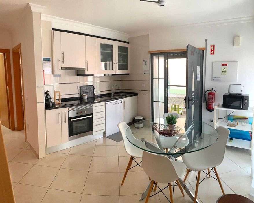 T2 Duplex em Manta Rota a 250 metros da praia.