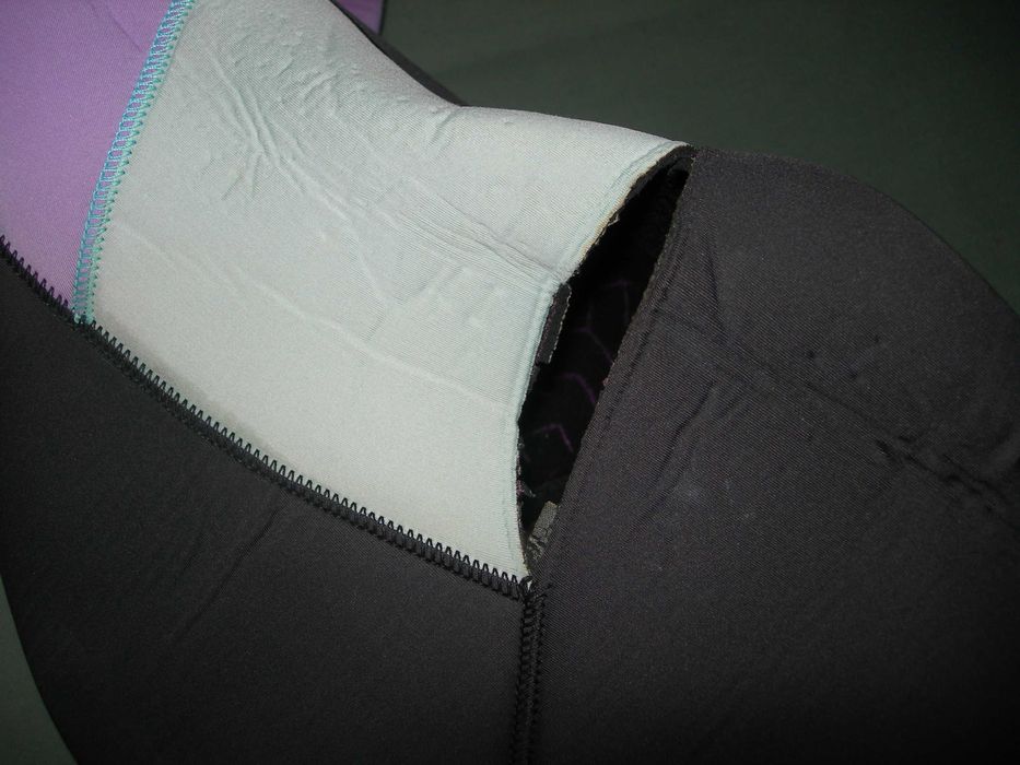 Fato surf. Billabong.