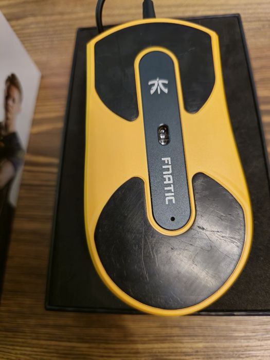 Fnatic Clutch 2 кіберспортивна ігрова мишка