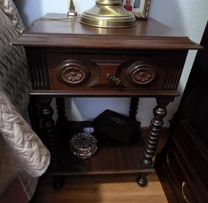 Mobilia de quarto "casal"