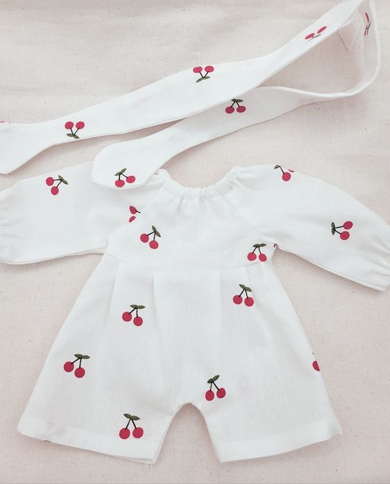 Zestaw ubranek dla lalki Myszki Uszyte Uszate