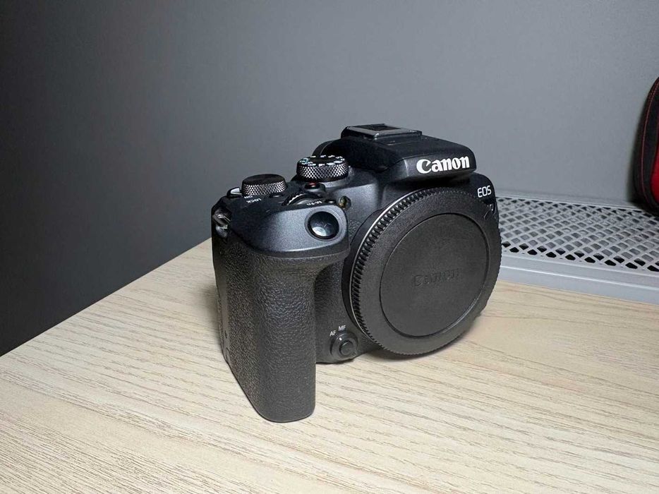 Aparat Canon R10 z obiektywem Canon RF-S 18-150 3.5-6.3 Ubezpieczenie