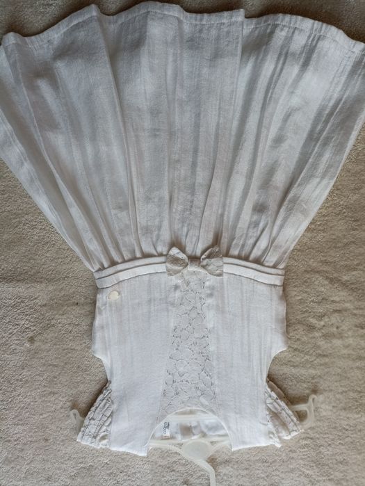 Biała sukienka Coccodrillo 116