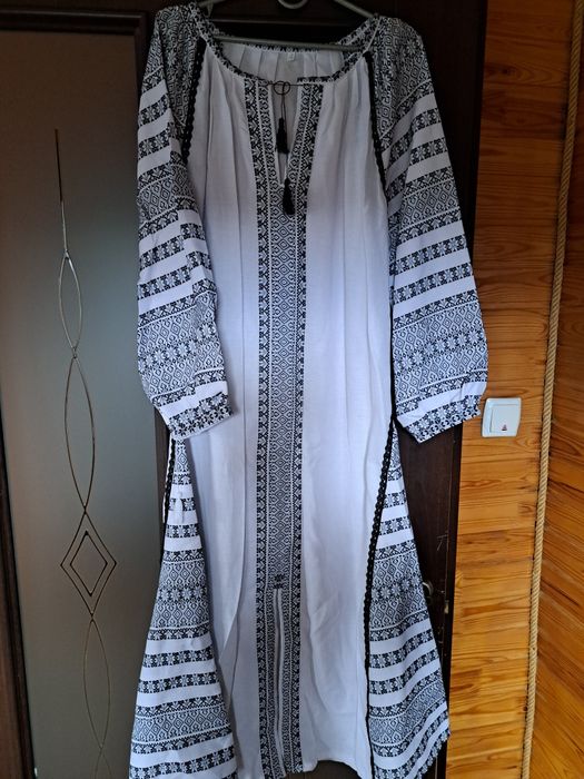 Вишите плаття, українське плаття