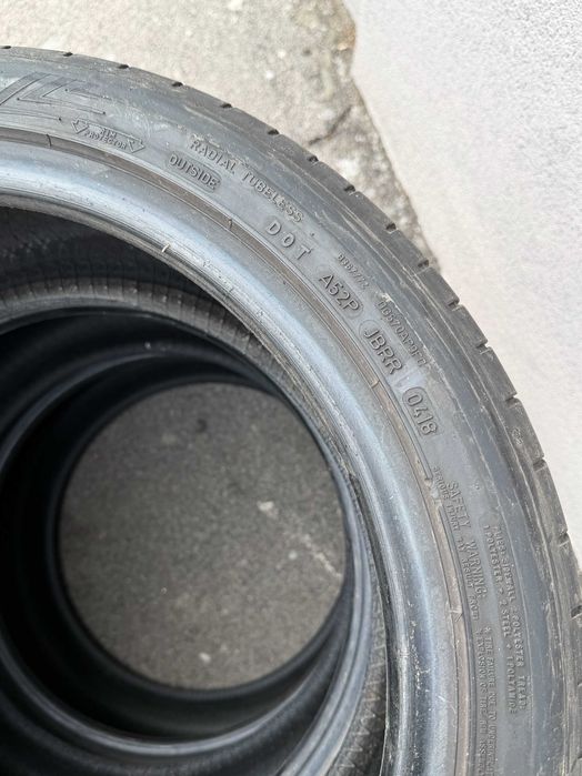 Літні шини Dunlop 245/40 R18 Sport Maxx RT2