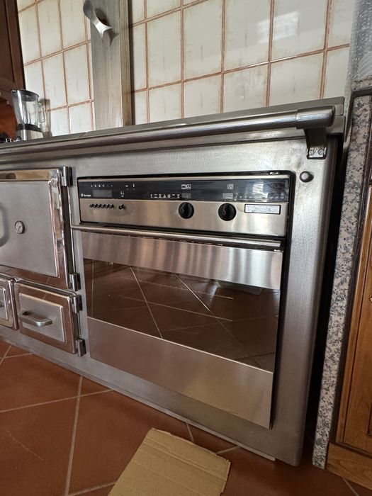 Fogão a lenha, gás e elétrico novo