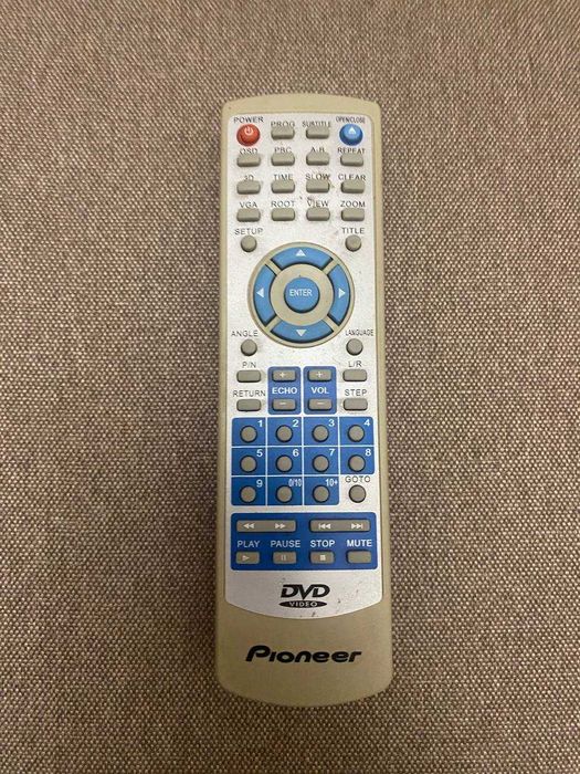 Продам  DVD-плеер Pioneer DV-366 S,Япония .