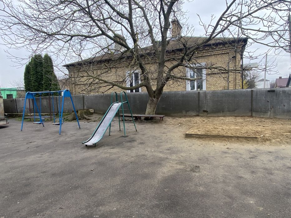 Оренда ДВОХ кімнат в гуртожитку