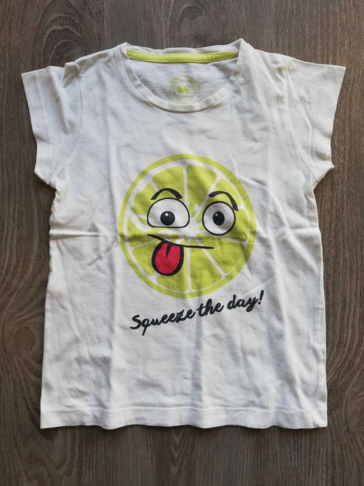 Conjunto 4 t-shirts menina Tam 5-6 anos