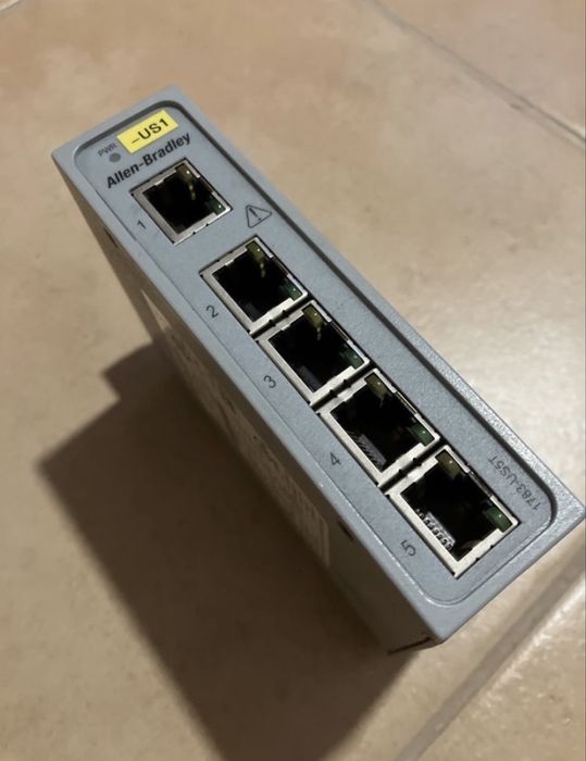 Switch Industrial Ethernet Allen-Bradley Stratix 2000