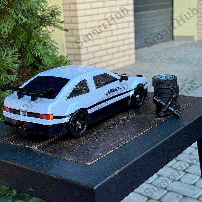 Дрифт машинка Toyota Trueno AE86 на радиоуправлении 28.5см 1:16 Белая