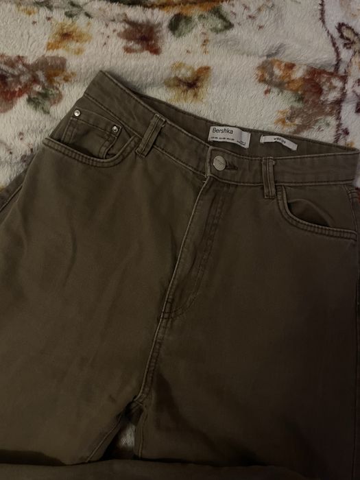 Широкие джинсы Bershka