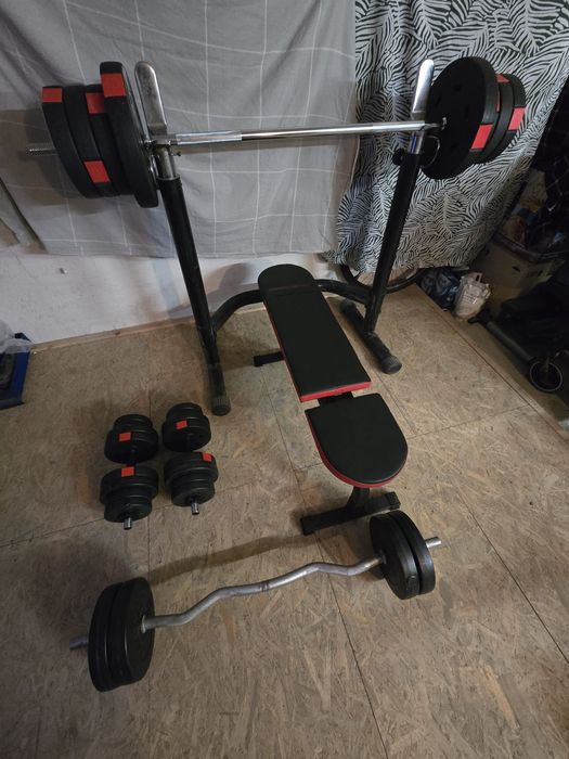 Obciążenie,ławeczka, sztanga,hantle,stojaki.