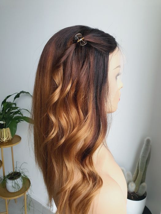 Peruka z włosów naturalnych lacefront sombre zmiana przedziałka