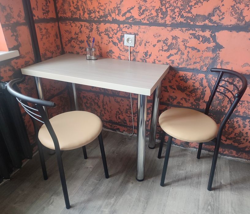 НовыЕ кухонные табуреты / стулья / сидушки - для дома,кафе,баров