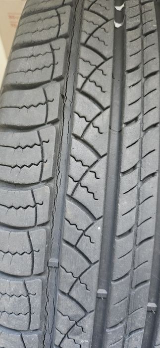 Продам шини Michelin 225/65/17 комплект (4 шт) Б/в
