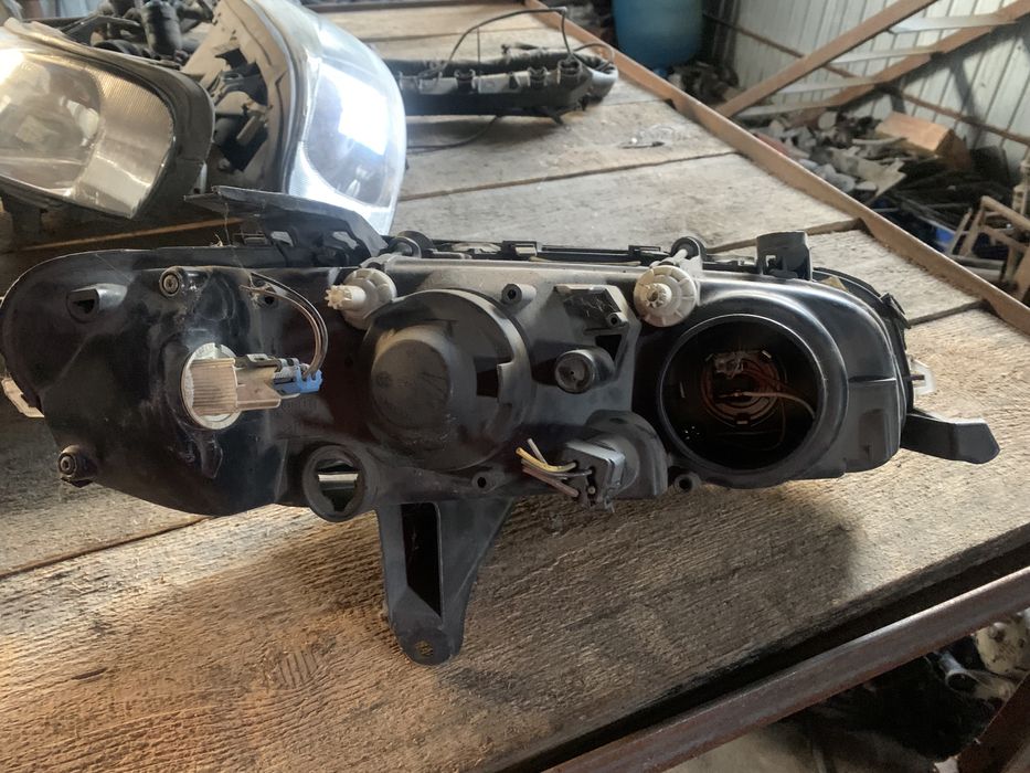 Разборка Опель фара фары омега б линза