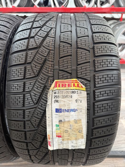 Шини Pirelli 295/30/R20