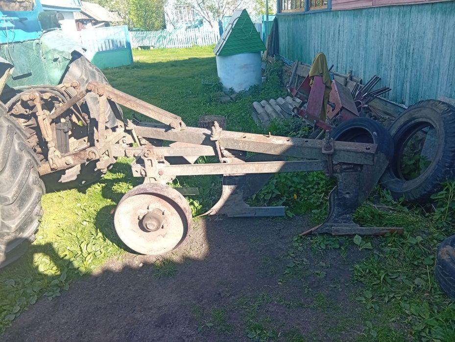 Продам трактор юмз