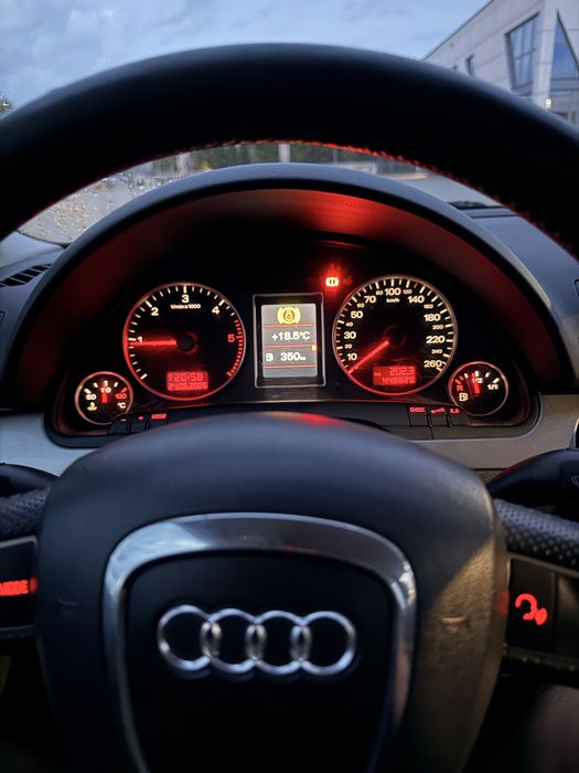 Audi a4b7 2.0 16v