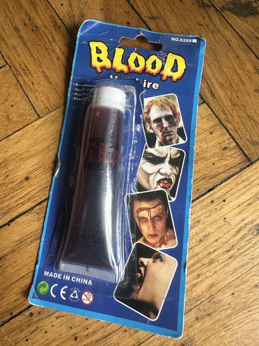 театральна кров blood vampire