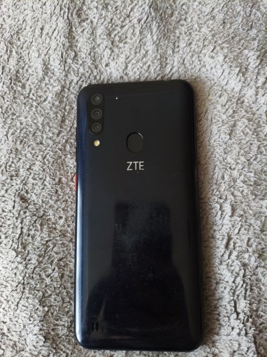 (ZTE blade а51 )