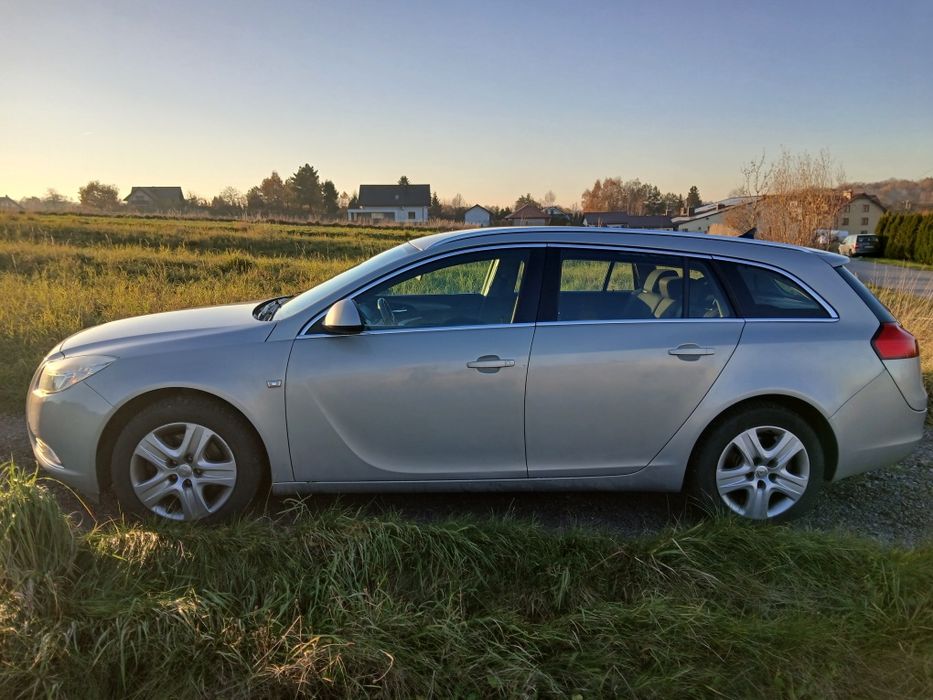 Opel INSIGNIA 2.0 160ps