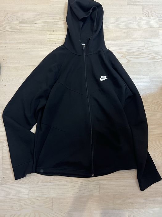 Чорна кофта Nike