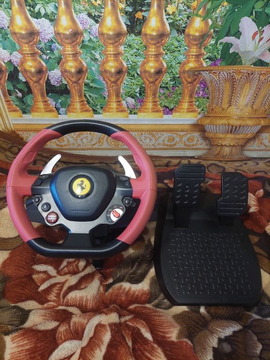 Продам кермо FERRARI у ідеальному стані