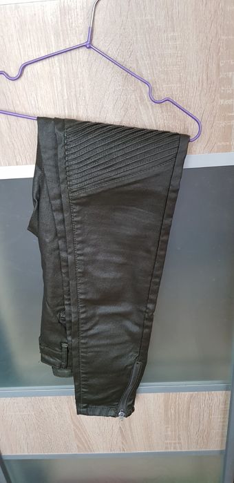Шкіряні штани Stradivarius