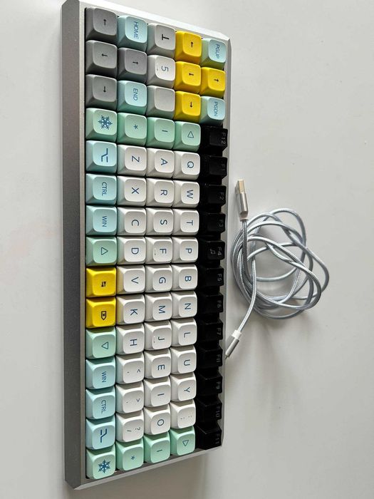 Klawiatura mechaniczna ortonormalna XD75 ATmega32U obudowa aluminiowa