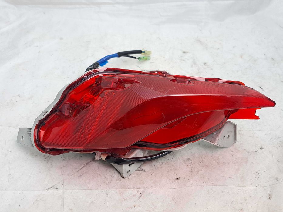Lampa Reklektor Tył Lewy Yamaha Tricity 300 20'+