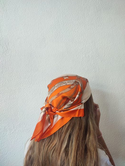 Lenço de cabelo em cetim