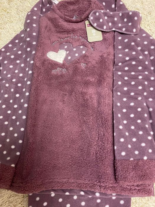 Нова жіноча піжама