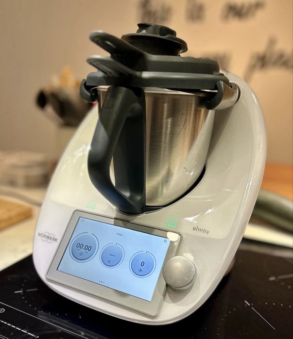 Bimby tm6 com acessórios incluídos