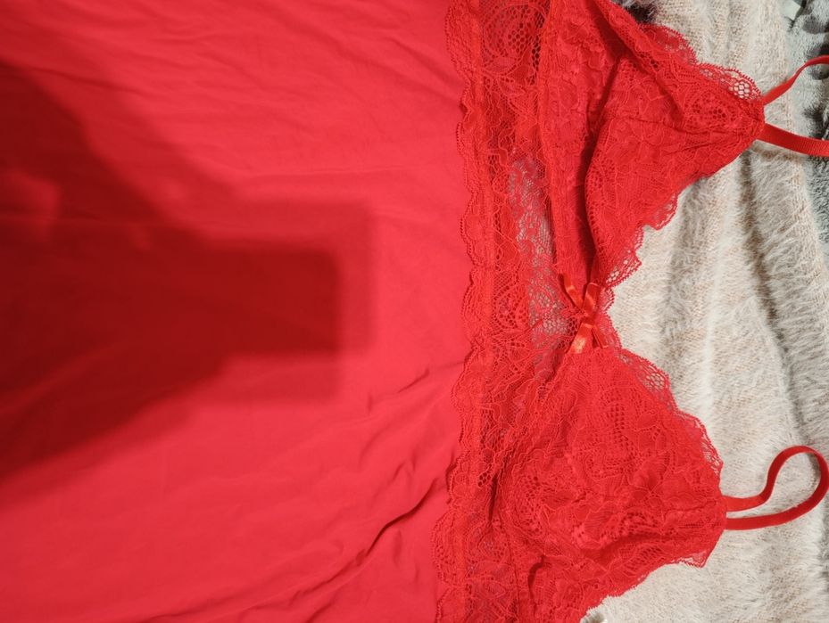 Ночна сорочка білизна.