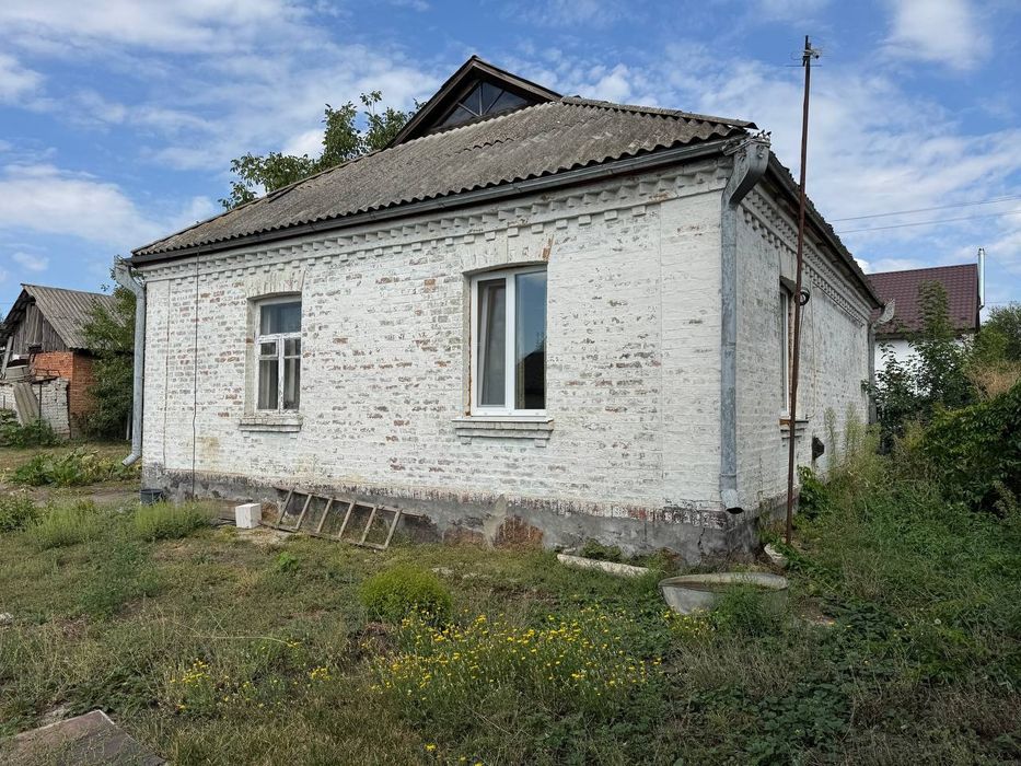 Продається будинок 51м² земельна ділянка 7 соток.  Р-н 3 школи