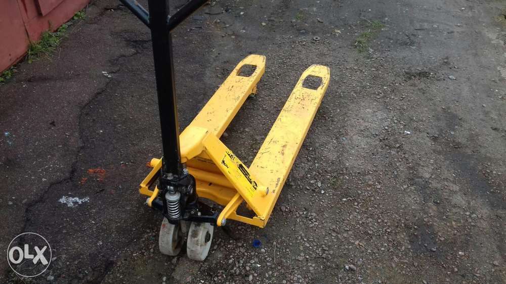 Прокат роклы тележка