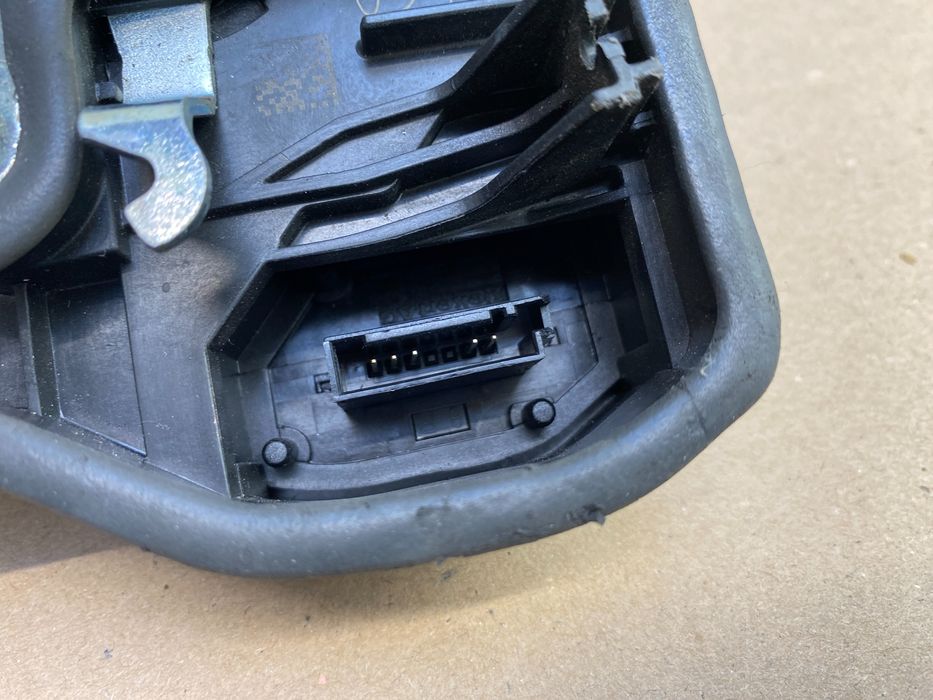 Zamek Drzwi Prawy Tył BMW E60 E61 E70 E71 E72 E83 E84 E87 E90 E91 F20